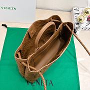 Bottega Veneta Small East/West Andiamo Light Brown 29x18x10cm - 4