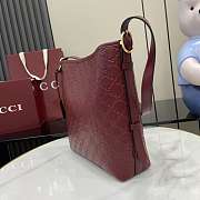 Gucci GG Emblem Medium Shoulder Bag Red 24x26x10cm - 3