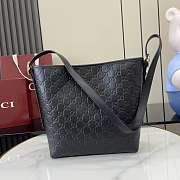 Gucci GG Emblem Medium Shoulder Bag Black 24x26x10cm - 4