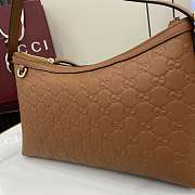 Gucci Emblem Medium Shoulder Bag Brown 30x19x11cm - 3