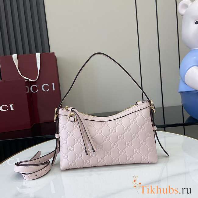 Gucci GG Emblem Small Shoulder Bag Pink 22x14x8cm - 1