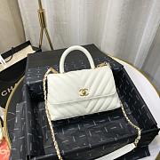 Chanel Coco Handle Bag White Chevron Caviar 23cm - 6