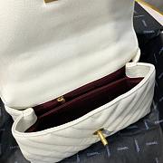 Chanel Coco Handle Bag White Chevron Caviar 23cm - 2