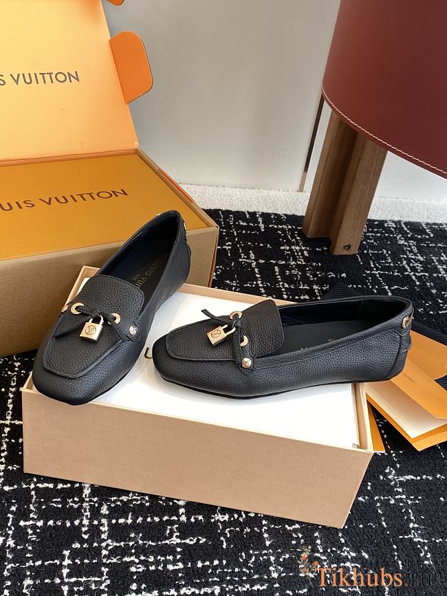 Louis Vuitton LV Flore Car Shoe - 1