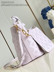 Louis Vuitton LV Blossom PM Purple 20x20x12.5 cm - 4
