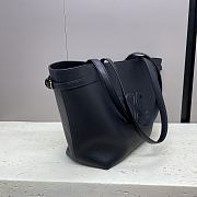Celine Medium Cabas Cuir Triomphe Black 54x29.5x15cm - 5