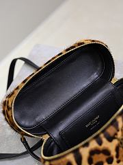 YSL Vanity Bag in Leopard-Print Calf Hair 18x11x6cm - 4