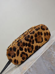 YSL Vanity Bag in Leopard-Print Calf Hair 18x11x6cm - 2