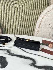 Loro Piana Extra Pochette Calfskin Black 18x10x2.5cm - 6