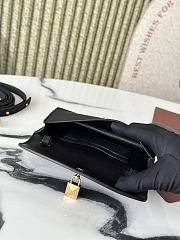 Loro Piana Extra Pochette Calfskin Black 18x10x2.5cm - 5