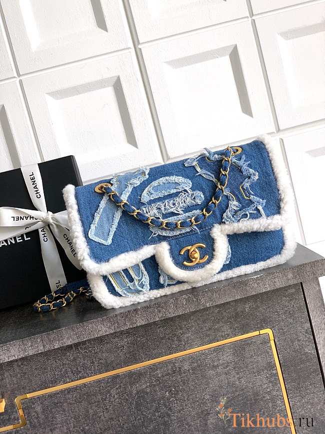 Chanel Flap Bag Denim Shearling Bag 26cm - 1