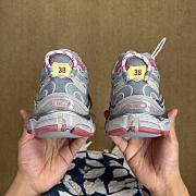 Balenciaga Runner 2.0 Lace-up Panelled Sneakers - 5