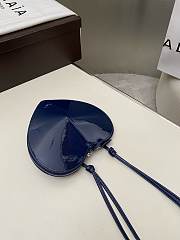 Alaia Le Coeur Blue Patent Shoulder Bag 21x17x5cm - 6