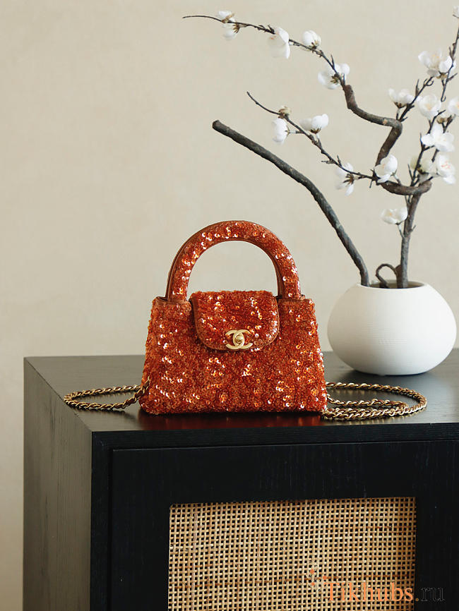 Chanel Kelly Mini Bag Sequins 19x13x7cm - 1
