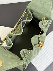 Chanel 25 Small Handbag Green Calfskin Gold 30x26x14cm - 2