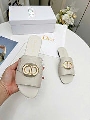 Dior 30 Montaigne Slide Calfskin White - 4