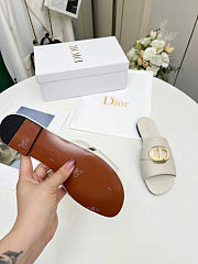 Dior 30 Montaigne Slide Calfskin White - 3