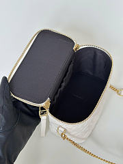 Fendi Vanity White Bag 16x8x11cm - 2