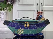 Louis Vuitton LV Bumbag Green Blue 30x15x8cm - 1