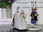 Louis Vuitton LV Mini Capucines White Lily 21x14x8cm - 5