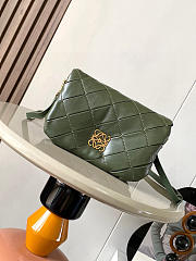 Loewe Puffer Goya Green Lambskin 20x13x6cm - 1