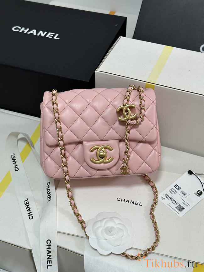 Chanel 25B Flap Bag Pink Lambskin Gold 18x13.5x7cm - 1