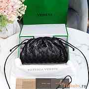 Bottega Veneta Mini Pouch Intrecciato Leather Clutch Black 22x13x5cm - 1