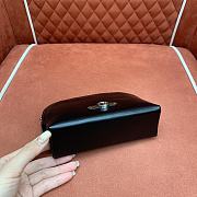 Louis Vuitton LV Cosmetic Pouch Black 19x12x6cm - 5