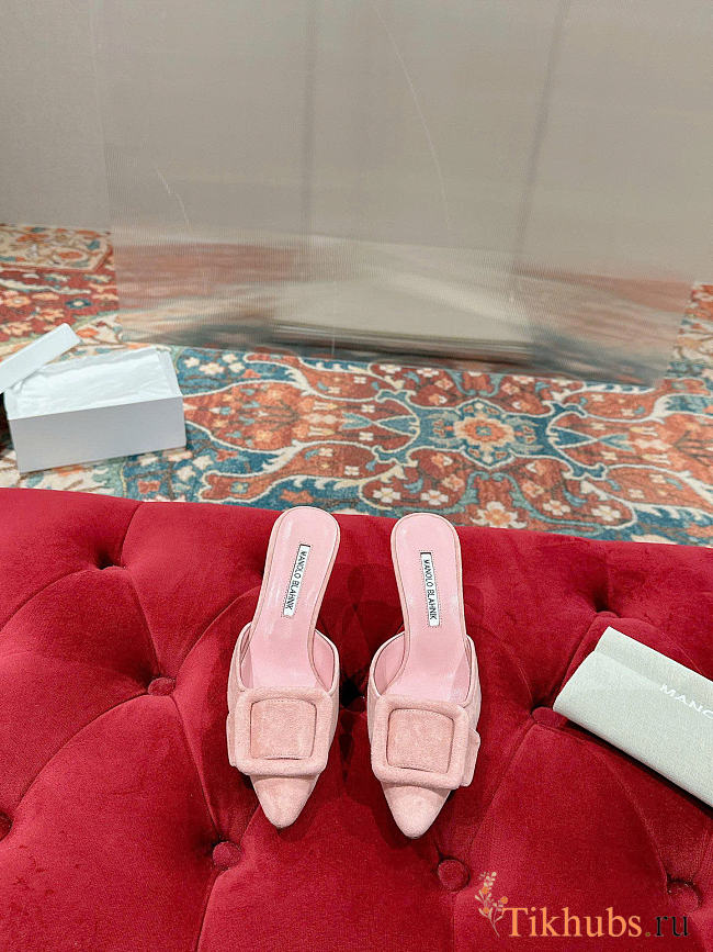 Manolo Blahnik Maysli Pink Suede Slingback Pumps 7cm - 1