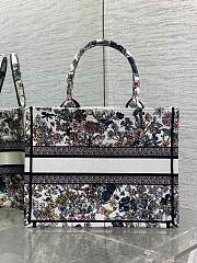 Dior Lucky Medium Dior Book Tote Multicolor Flowers 36cm - 2