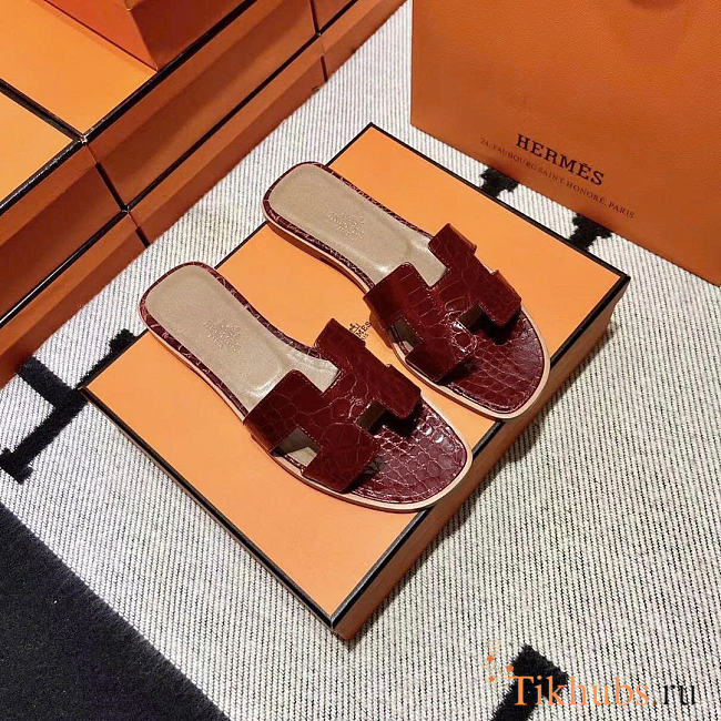 Hermes Oran Burgundy Crocodile slides - 1
