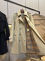 Burberry Kensington Heritage Trench Coat - 3