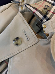 Burberry Kensington Heritage Trench Coat - 2