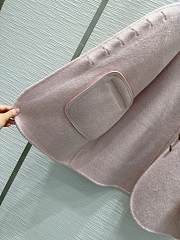 Prada pink wool coat with fur cuffs - 5