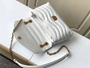 Louis Vuitton New Wave Chain Bag 24x14x9cm - 4