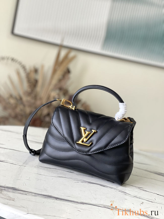  Louis Vuitton Calfskin Hold Me New Wave handbag in black 23cm - 1