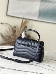  Louis Vuitton Calfskin Hold Me New Wave handbag in black 23cm - 3