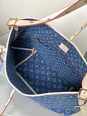 Louis Vuitton CarryAll MM Monogram Denim bag in blue size 39cm - 4