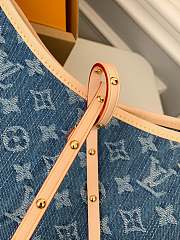 Louis Vuitton CarryAll MM Monogram Denim bag in blue size 39cm - 3