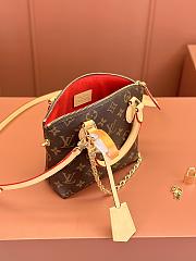 Louis Vuitton Lockit BB Monogram handbag 15x19x7cm - 4