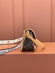 Louis Vuitton Diane Monogram coated canvas bag 9x15x24cm - 3