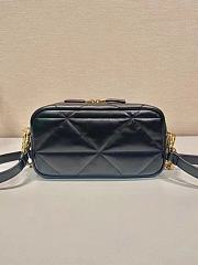 Prada black quilted leather crossbody camera bag 22x11x7cm - 6