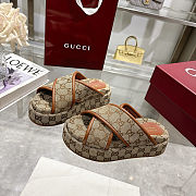 Gucci platform slides - 1