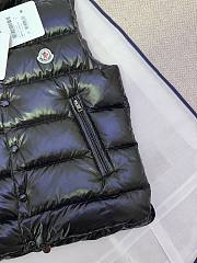 Moncler Enfant padded logo-patch detail gilet in black - 2