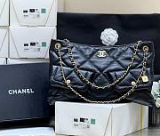 Chanekl Shopping bag Shiny Lambskin & Gold Plated Metal Black 26*38*11cm - 1