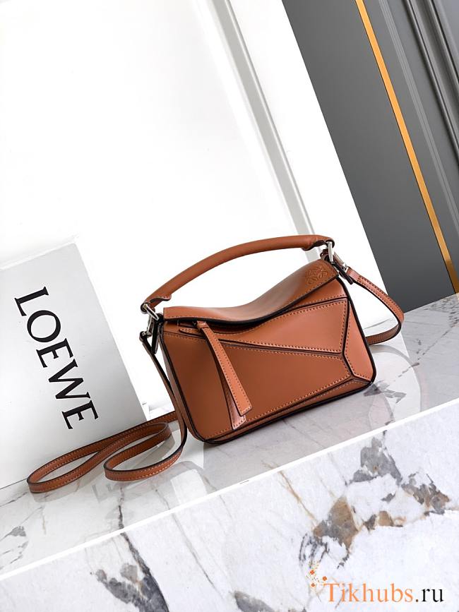 Loewe Mini Puzzle Edge bag in classic calfskin 18x8x12.5cm - 1