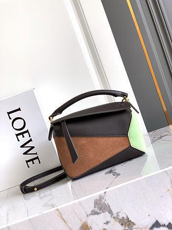 Loewe Small Puzzle Edge bag in dark brown 18x12.5x8cm