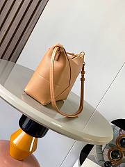 Loewe Puzzle Fold Pouch in warm dessert calfskin leather 23cmx6.5cmx15.5cm - 5