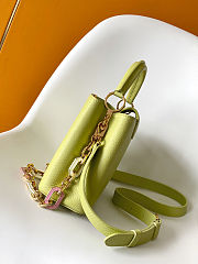 Louis Vuiiton Capucines Chain Taurillon Leather 27x18.x9 cm - 4