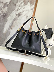 Louis Vuitton LV Bundle Monogram Empreinte bag in black leather M47209 28x20x11.5 cm - 1